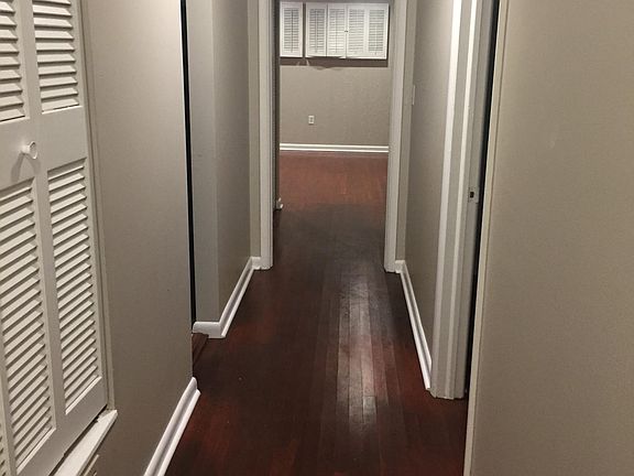 3rd image of 40 Beechwood Dr