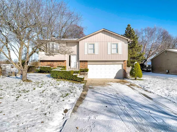 23860 Cranbrooke Dr, Novi, MI 48375