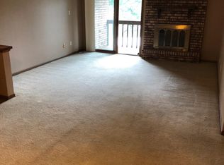 2306 Martha St Unit 302, Highland, IN 46322