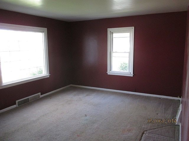 1st image of 156 N Lincoln St