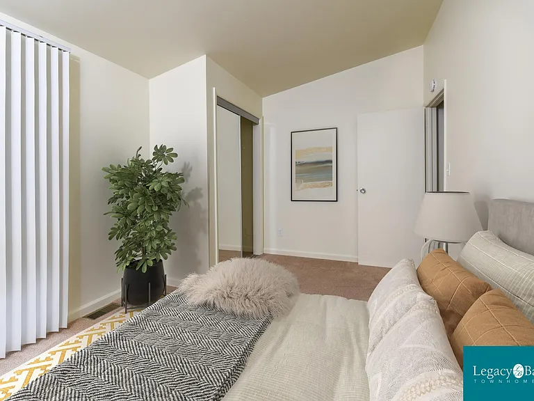 Legacy Bay Townhomes — Photo 21