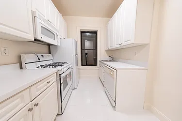 502 Amsterdam Avenue #20 image 1 of 8