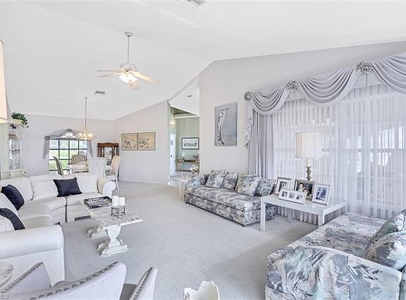 4th image of 358 Wales Ct
