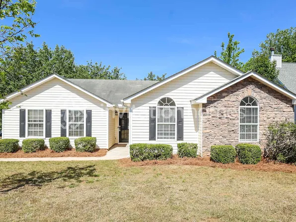 2992 Knoll View Pl, Douglasville, GA 30135