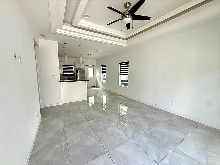 5608 Puffin Ave #4 — Photo 2