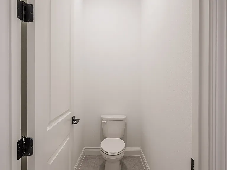 10132 Peebles St — Photo 37