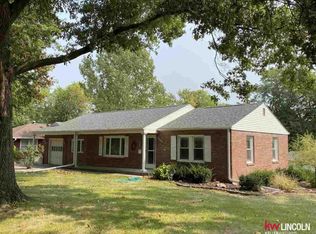 2944 S 41st St, Lincoln, NE 68506