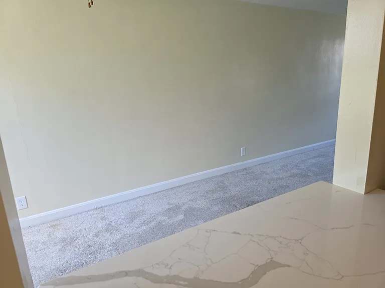 44 Virginia Ave — Photo 26