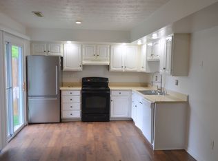 404 Darby Creek Rd APT A, Lexington, KY 40509