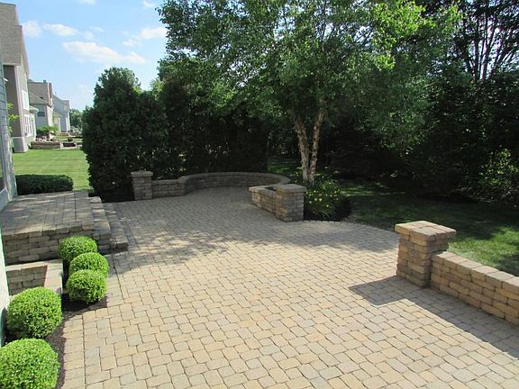 4th image of 8239 Bibury Ln