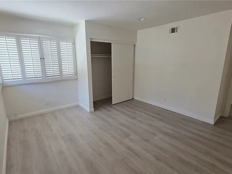 20800 Regency Ct — Photo 19