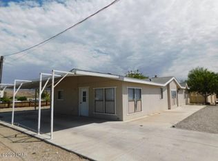 452 Bluewater Dr, Parker, AZ 85344