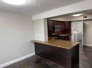 103 NE 28th St, Boca Raton, FL 33431