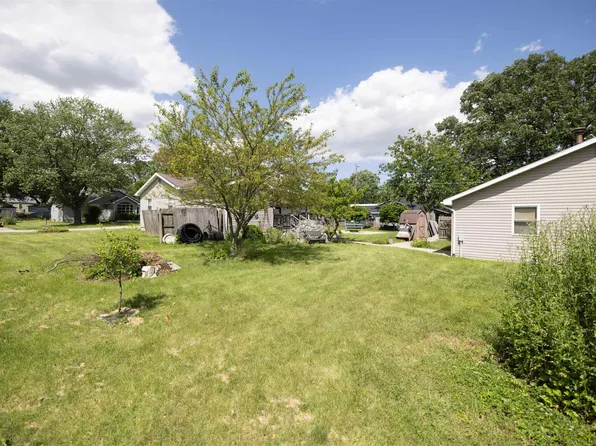 515 W Mercer St, Hartford City, IN 47348