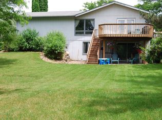 3002 Shefford Dr, Madison, WI 53719