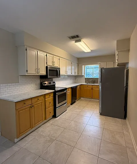 940 Central Ave #9-1 — Photo 2