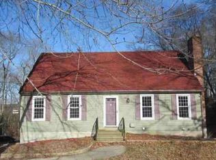 58 Gould Ln, Branford, CT 06405