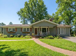 216 Rocky Knoll Ln, Danville, VA 24541