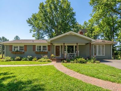 216 Rocky Knoll Ln, Danville, VA, 24541