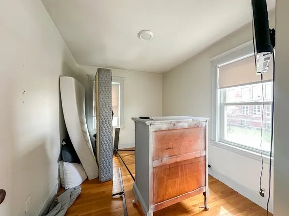 14 Oakton Ave APT 2, Dorchester, MA 02122