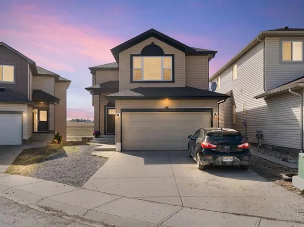 57 E Bridlecrest Ct SW, Calgary, AB T2Y 5J3