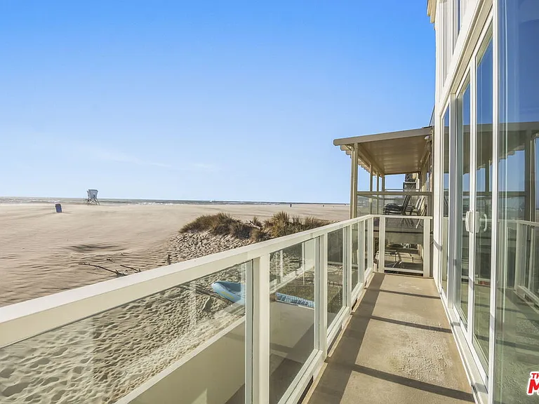 1005 Ocean Dr — Photo 45