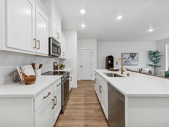 The Abernathy - Kitchen