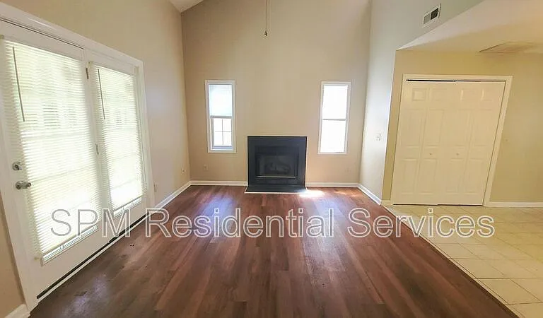 5150 Lampost Cir — Photo 10