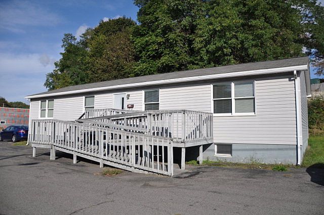1st image of 1262 Laurel Blvd