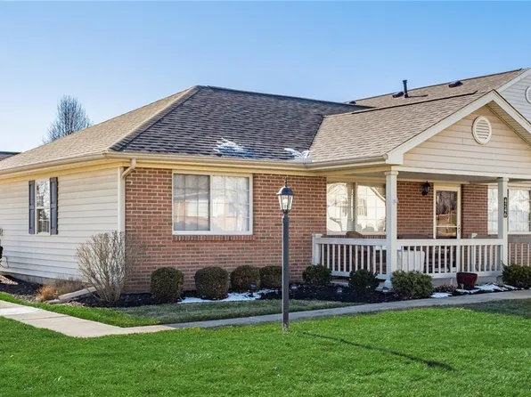 4246 Strattford Cir E, Zanesville, OH 43701