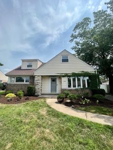 11025 S Keeler Ave, Oak Lawn, IL, 60453