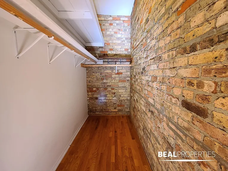 1220 N Dearborn St #1 — Photo 11