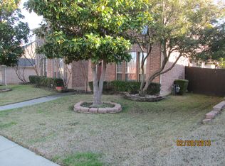 2748 Vista Bluff Blvd, Lewisville, TX 75067