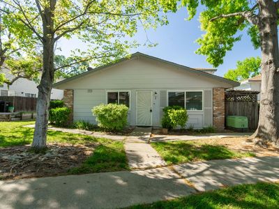 4742 Greenholme Dr APT 1, Sacramento, CA, 95842
