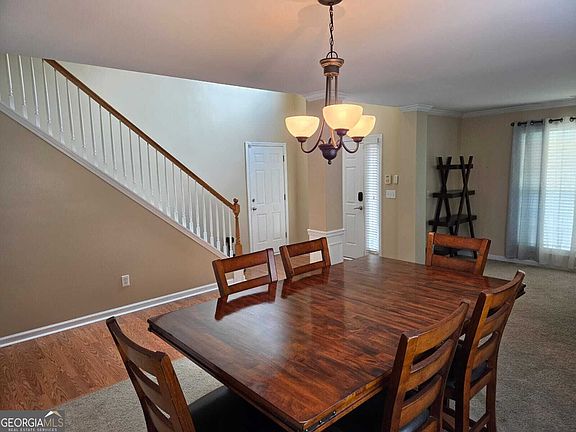 5th image of 850 Glenns Farm Way
