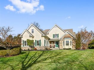 11 Danser Dr, Cranbury, NJ 08512