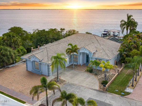809 W Central Blvd, Cape Canaveral, FL 32920