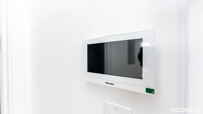 Rented by Nooklyn NYC LLC | media 80