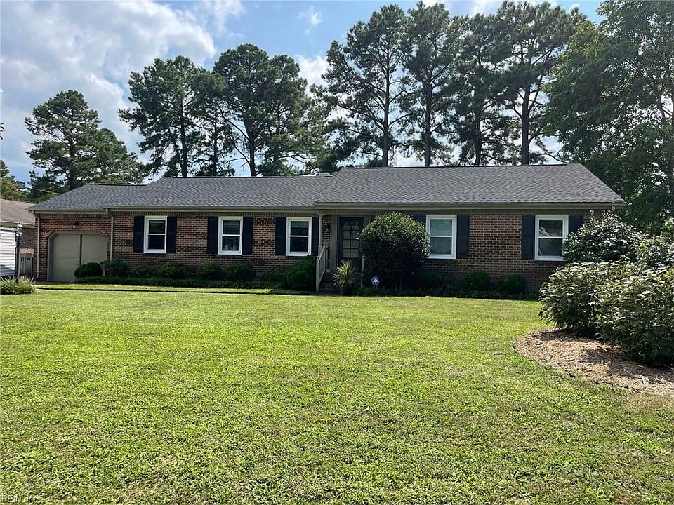 1st image of 4245 Meadow Wood Dr