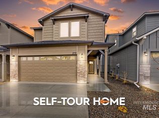 219 W Broyhill St, Meridian, ID 83642