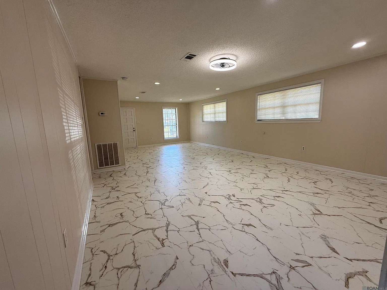 3 bed, 1532 sqft, $1,700 — Photo 2