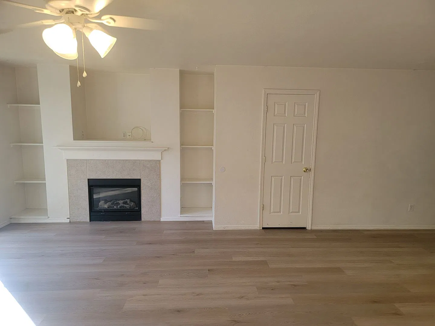 340,42,46,48 Leadora Ln. — Photo 3