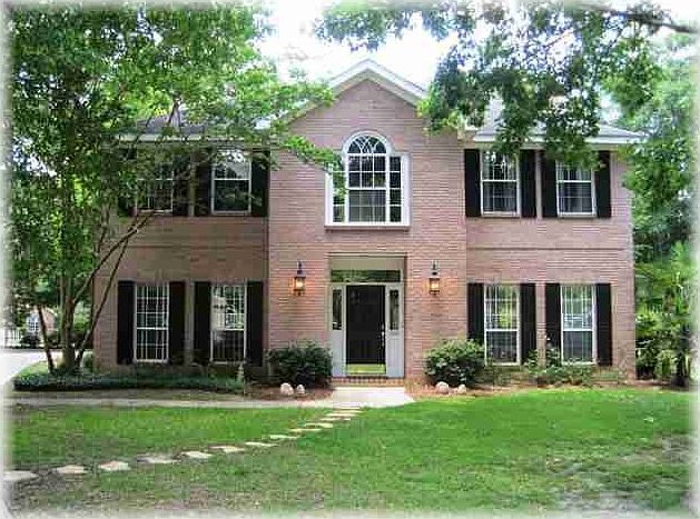 1st image of 904 Hillcrest Ct
