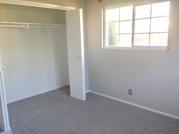 4th image of 1715 N Allen Ave