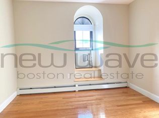 587 Massachusetts Ave #4, Boston, MA 02118