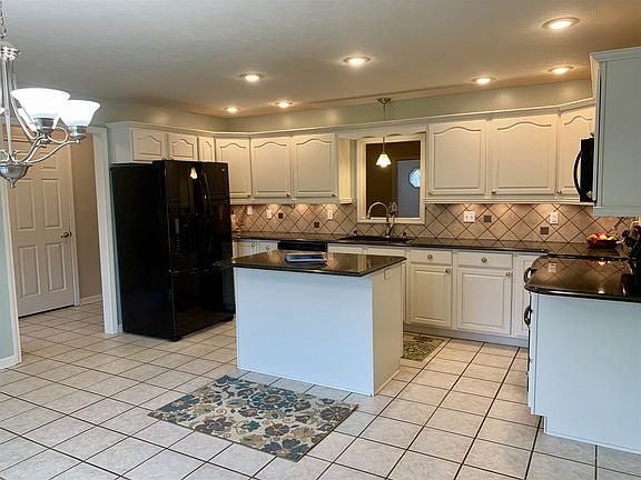 All appliances included
