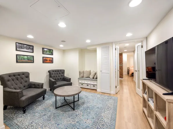 148 East 84th Street image 8 of 8