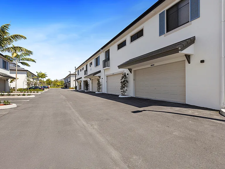 Cortland Royal Palm Beach — Photo 65
