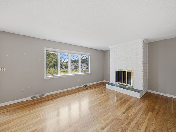 5th image of 159 Mountainview Rd