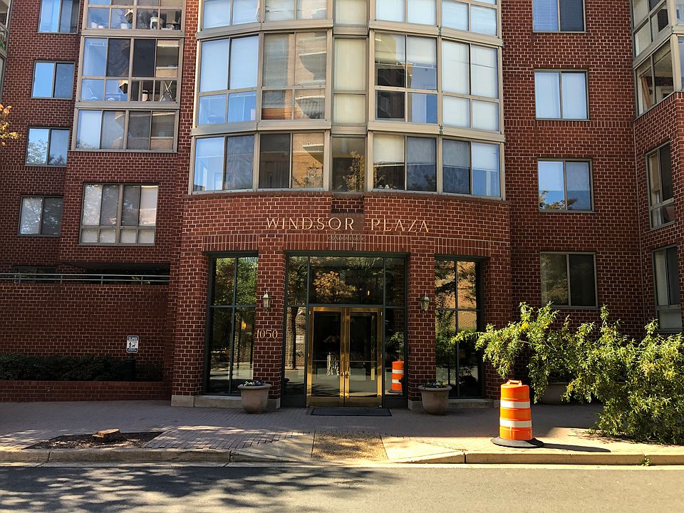 1st image of 1050 N Taylor St #1-310